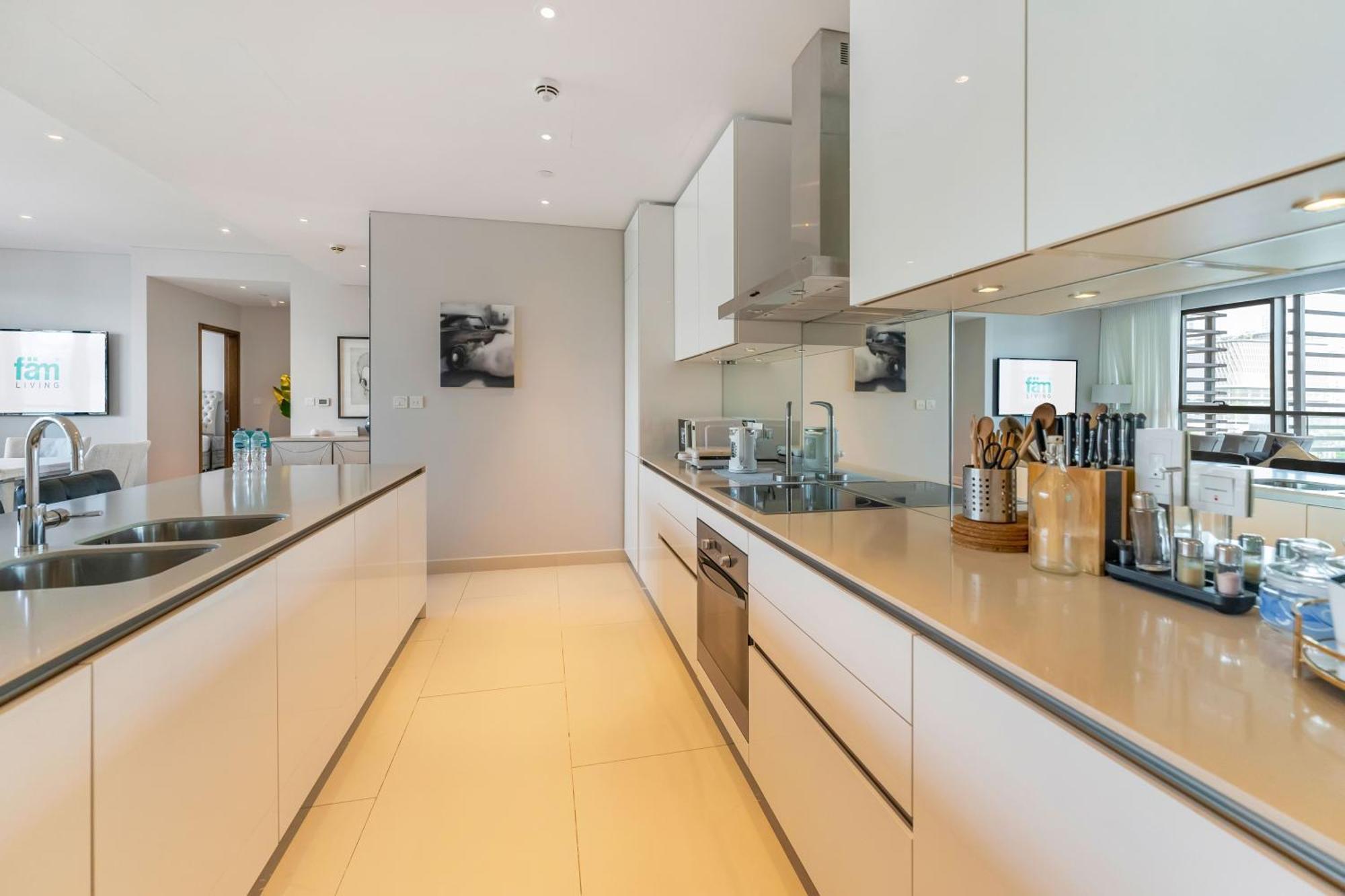 Fam Living - City Walk - Opulent Living Apartment Dubai Exterior photo